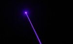 Fialovy modry laser 300mw na aaa bat